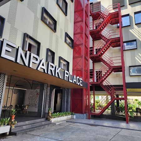 Penpark Place Бангкок Экстерьер фото